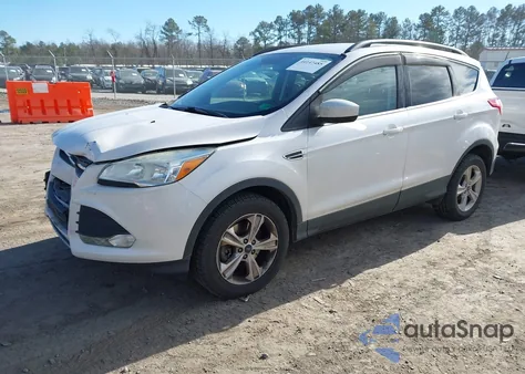 2016 Ford Escape Se z USA, uszkodzony, nr VIN 1FMCU9G90GUC63243